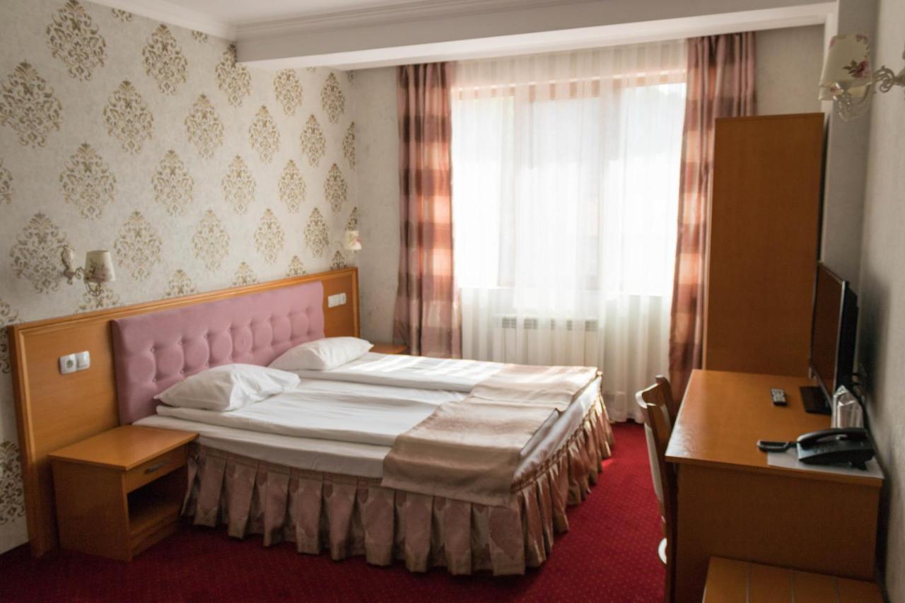 Hotel Uzunski Smolyan Exterior photo