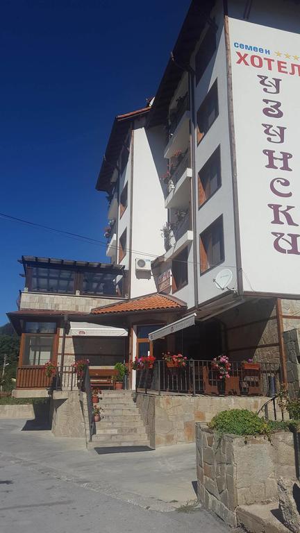 Hotel Uzunski Smolyan Exterior photo