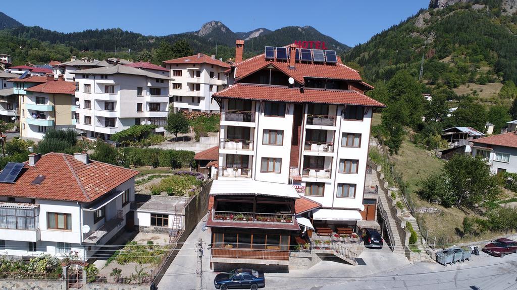 Hotel Uzunski Smolyan Exterior photo